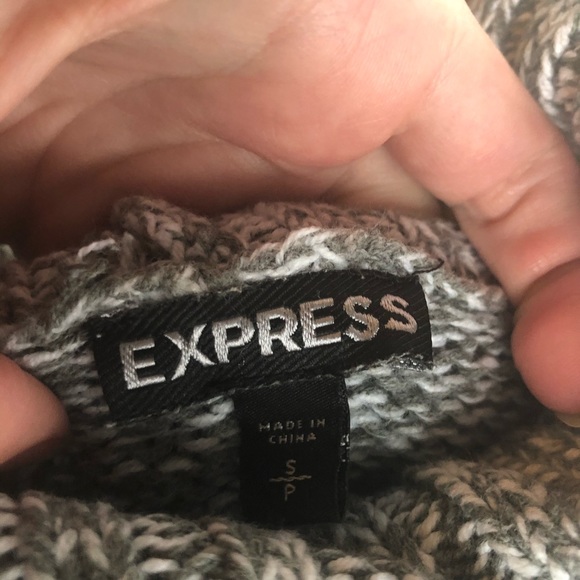 Express Gray White Marled Cable knit Sweater - Picture 7 of 7
